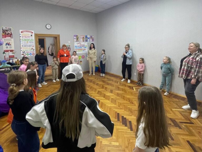Тиждень тепла і любові: у «ВУЛИКУ» відзначили День матері